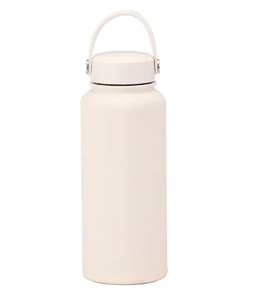Steel Sport Max stainless steel sports kettle with easy-carry handle.